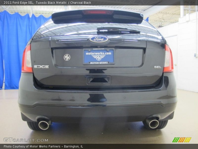 Tuxedo Black Metallic / Charcoal Black 2011 Ford Edge SEL