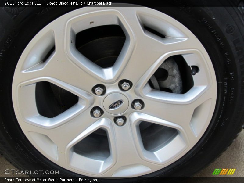 Tuxedo Black Metallic / Charcoal Black 2011 Ford Edge SEL