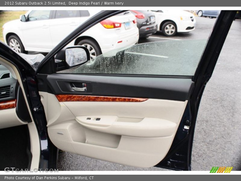 Deep Indigo Pearl / Warm Ivory 2012 Subaru Outback 2.5i Limited