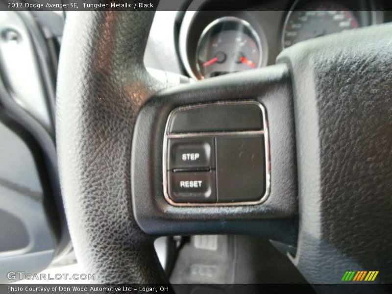 Tungsten Metallic / Black 2012 Dodge Avenger SE