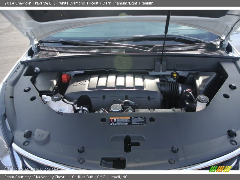 White Diamond Tricoat / Dark Titanium/Light Titanium 2014 Chevrolet Traverse LTZ