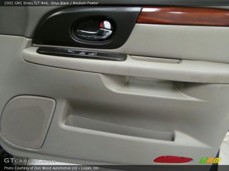 Onyx Black / Medium Pewter 2002 GMC Envoy SLT 4x4