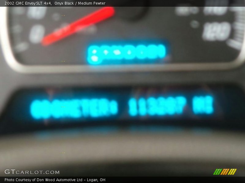 Onyx Black / Medium Pewter 2002 GMC Envoy SLT 4x4