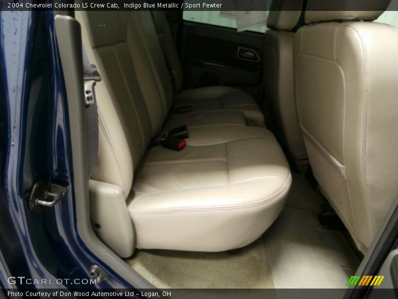 Indigo Blue Metallic / Sport Pewter 2004 Chevrolet Colorado LS Crew Cab