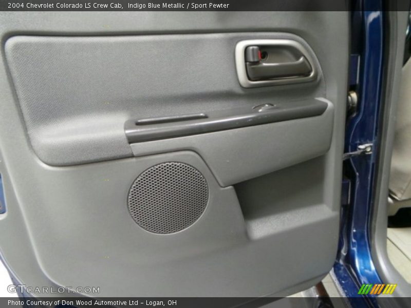 Indigo Blue Metallic / Sport Pewter 2004 Chevrolet Colorado LS Crew Cab