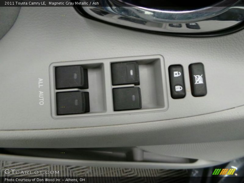 Magnetic Gray Metallic / Ash 2011 Toyota Camry LE