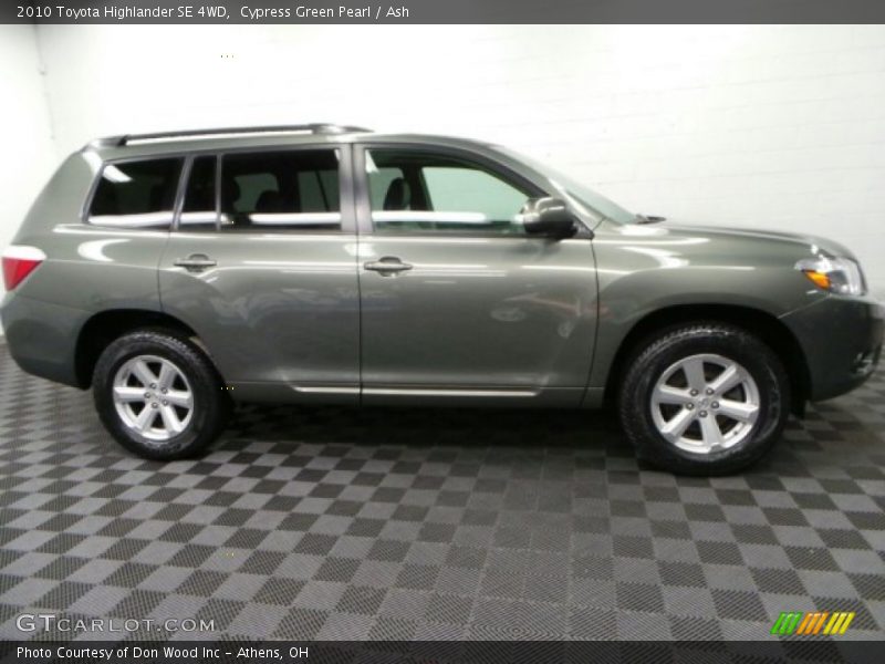 Cypress Green Pearl / Ash 2010 Toyota Highlander SE 4WD