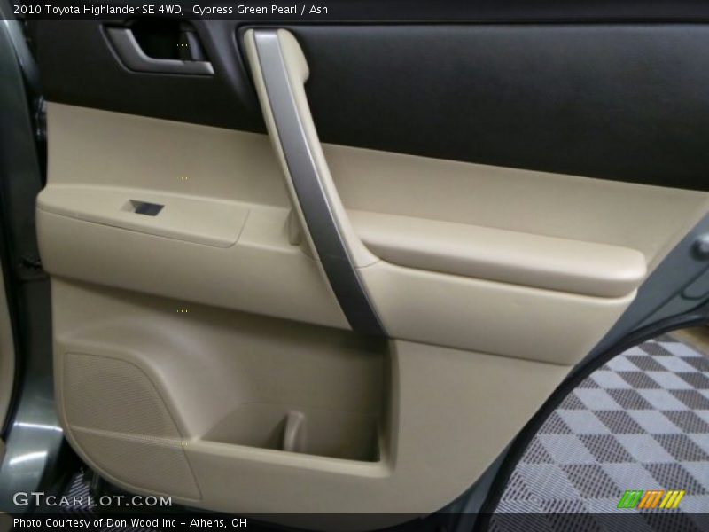 Cypress Green Pearl / Ash 2010 Toyota Highlander SE 4WD