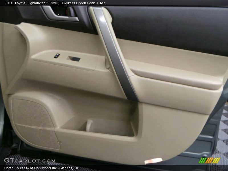 Cypress Green Pearl / Ash 2010 Toyota Highlander SE 4WD