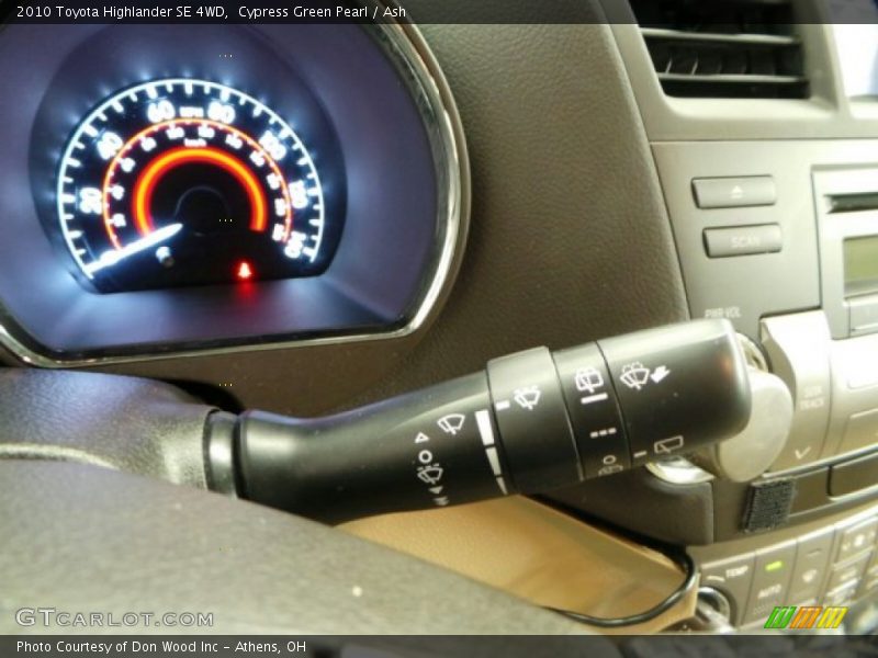 Cypress Green Pearl / Ash 2010 Toyota Highlander SE 4WD