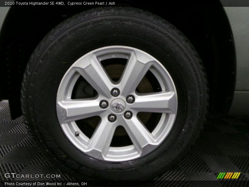 Cypress Green Pearl / Ash 2010 Toyota Highlander SE 4WD