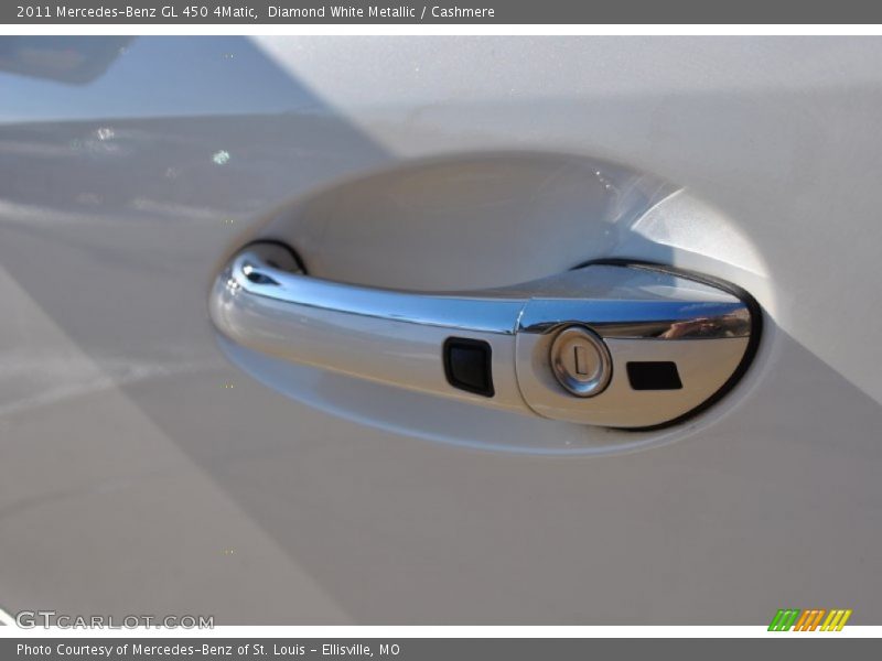 Diamond White Metallic / Cashmere 2011 Mercedes-Benz GL 450 4Matic