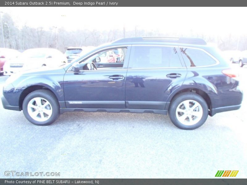Deep Indigo Pearl / Ivory 2014 Subaru Outback 2.5i Premium