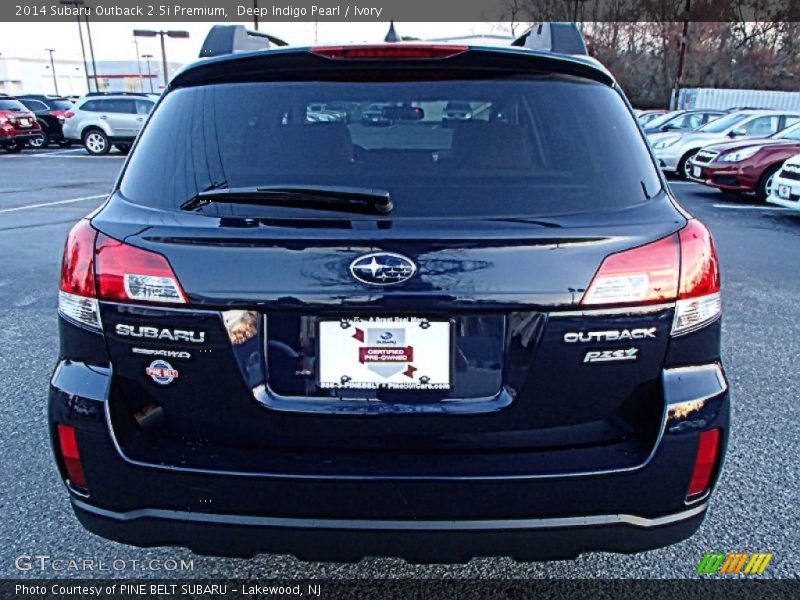Deep Indigo Pearl / Ivory 2014 Subaru Outback 2.5i Premium