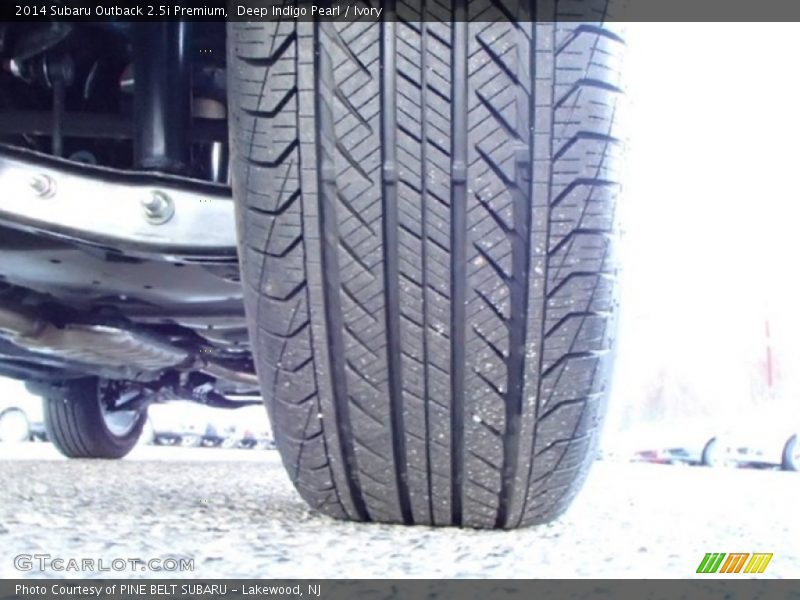 Deep Indigo Pearl / Ivory 2014 Subaru Outback 2.5i Premium