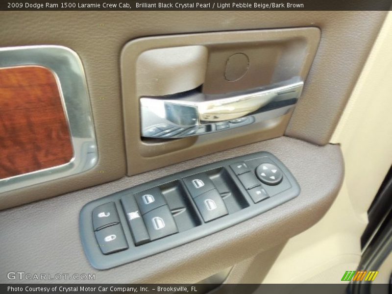 Brilliant Black Crystal Pearl / Light Pebble Beige/Bark Brown 2009 Dodge Ram 1500 Laramie Crew Cab