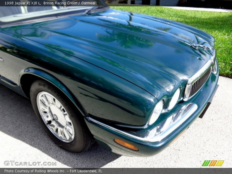 British Racing Green / Oatmeal 1998 Jaguar XJ XJ8 L