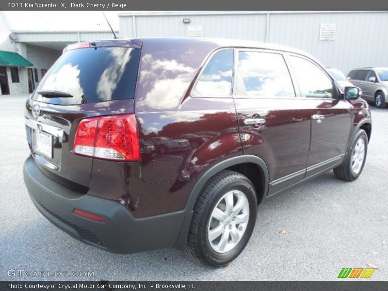 Dark Cherry / Beige 2013 Kia Sorento LX