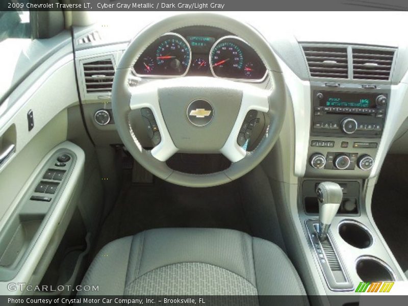 Cyber Gray Metallic / Dark Gray/Light Gray 2009 Chevrolet Traverse LT