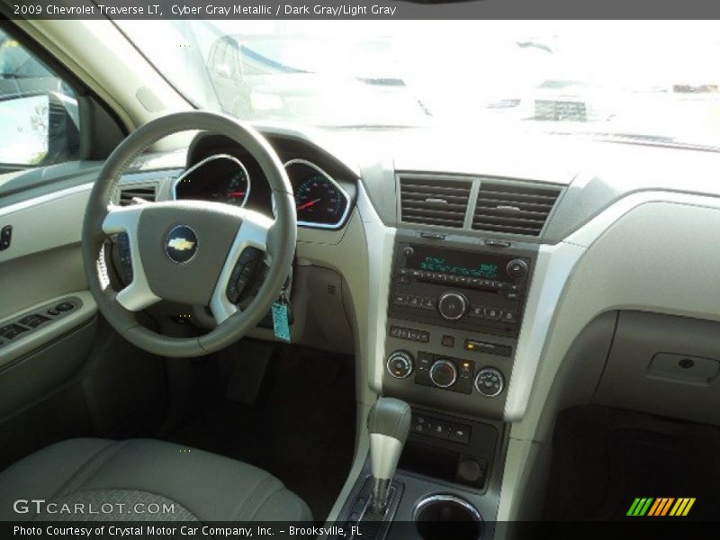 Cyber Gray Metallic / Dark Gray/Light Gray 2009 Chevrolet Traverse LT