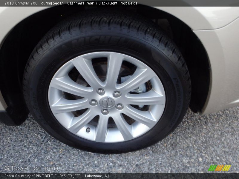 Cashmere Pearl / Black/Light Frost Beige 2013 Chrysler 200 Touring Sedan