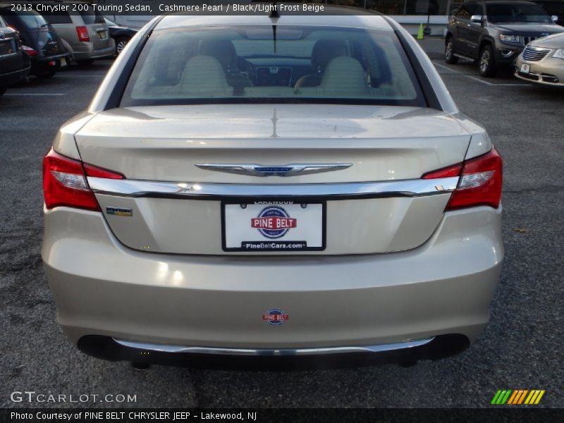 Cashmere Pearl / Black/Light Frost Beige 2013 Chrysler 200 Touring Sedan