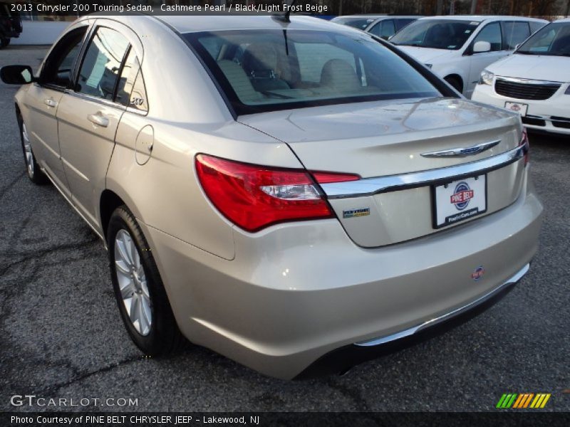 Cashmere Pearl / Black/Light Frost Beige 2013 Chrysler 200 Touring Sedan