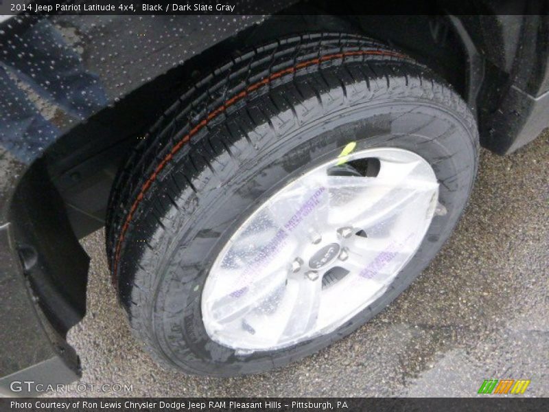 Black / Dark Slate Gray 2014 Jeep Patriot Latitude 4x4