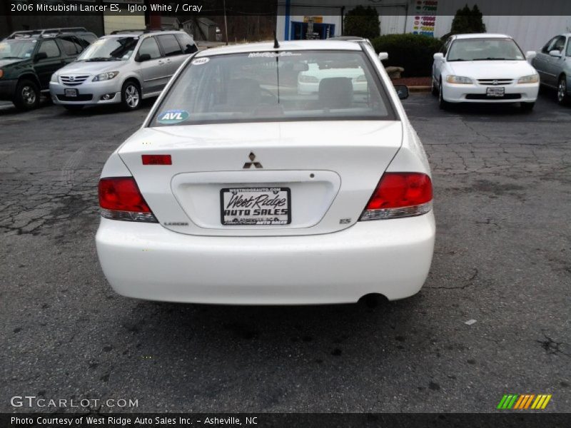 Igloo White / Gray 2006 Mitsubishi Lancer ES