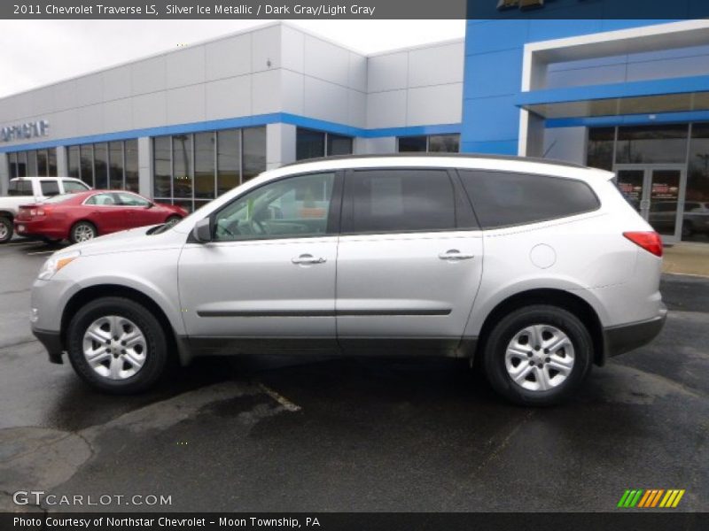 Silver Ice Metallic / Dark Gray/Light Gray 2011 Chevrolet Traverse LS