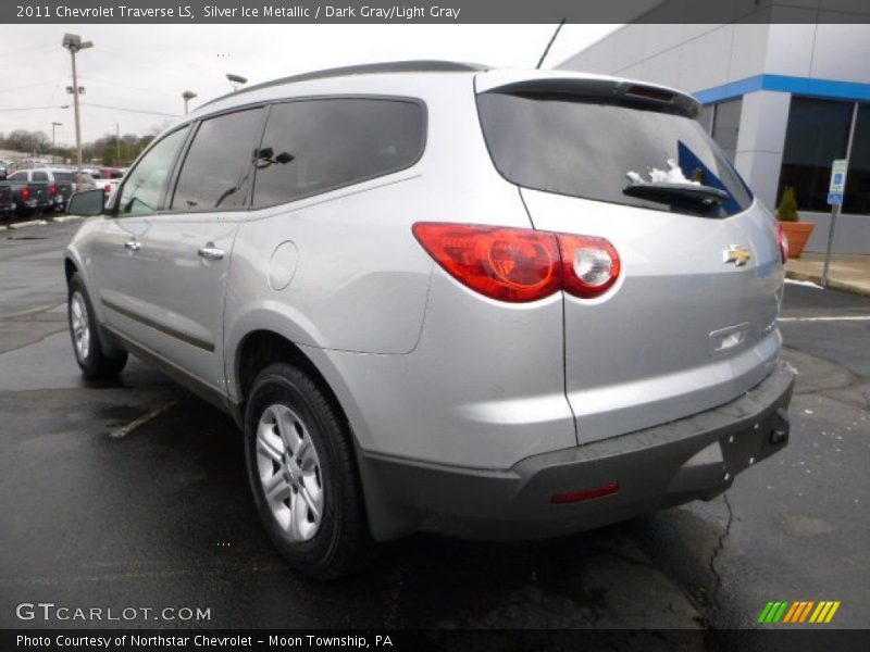Silver Ice Metallic / Dark Gray/Light Gray 2011 Chevrolet Traverse LS