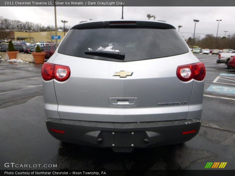 Silver Ice Metallic / Dark Gray/Light Gray 2011 Chevrolet Traverse LS