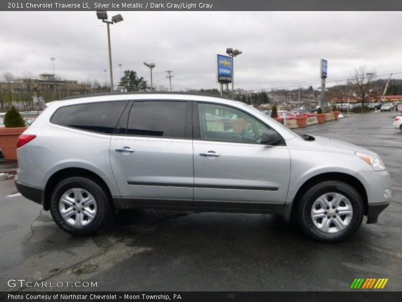 Silver Ice Metallic / Dark Gray/Light Gray 2011 Chevrolet Traverse LS
