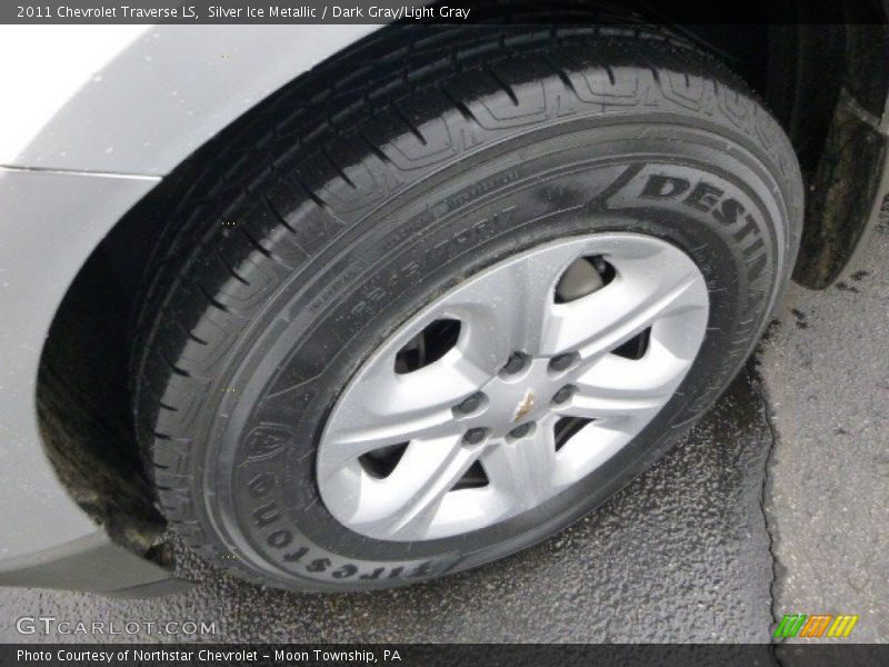 Silver Ice Metallic / Dark Gray/Light Gray 2011 Chevrolet Traverse LS