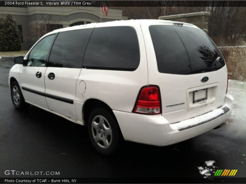 Vibrant White / Flint Grey 2004 Ford Freestar S