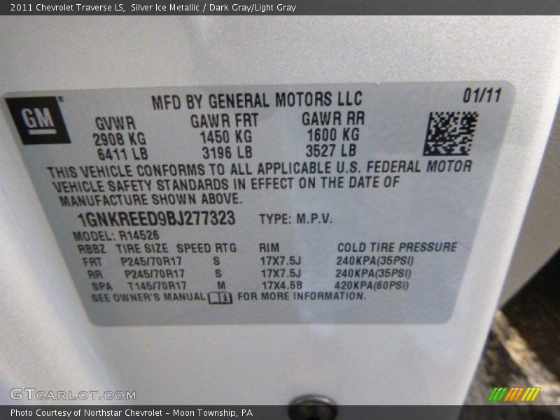Silver Ice Metallic / Dark Gray/Light Gray 2011 Chevrolet Traverse LS