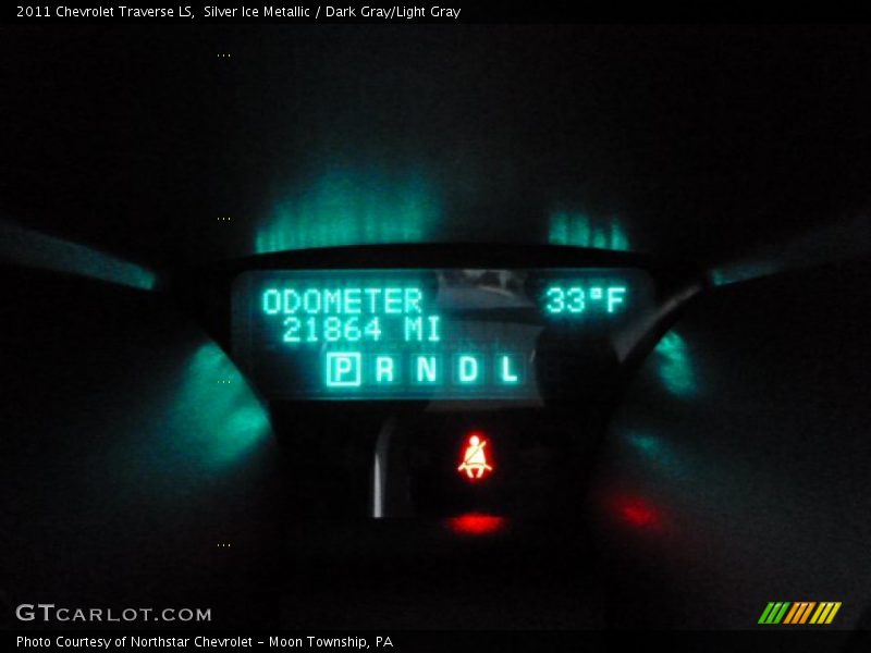 Silver Ice Metallic / Dark Gray/Light Gray 2011 Chevrolet Traverse LS