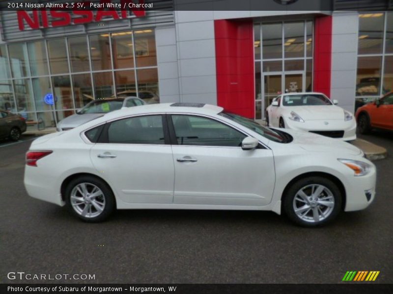 Pearl White / Charcoal 2014 Nissan Altima 2.5 SV