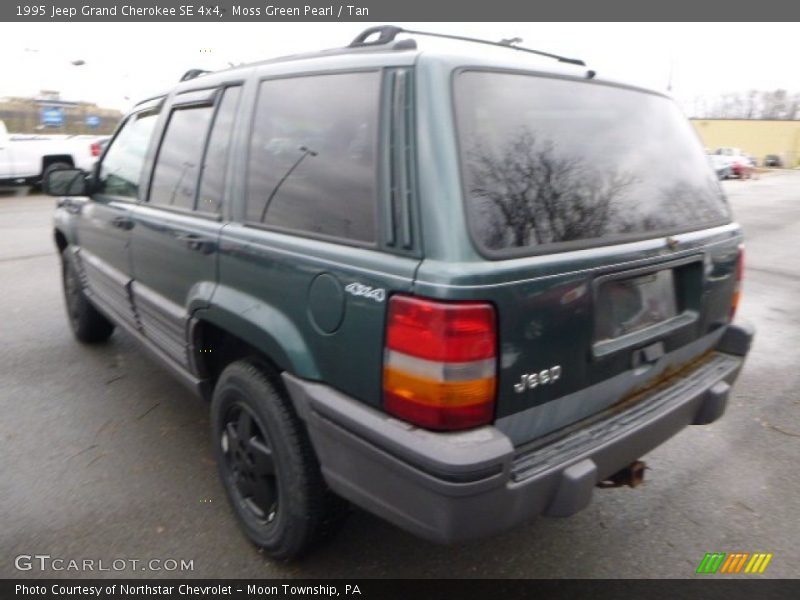 Moss Green Pearl / Tan 1995 Jeep Grand Cherokee SE 4x4