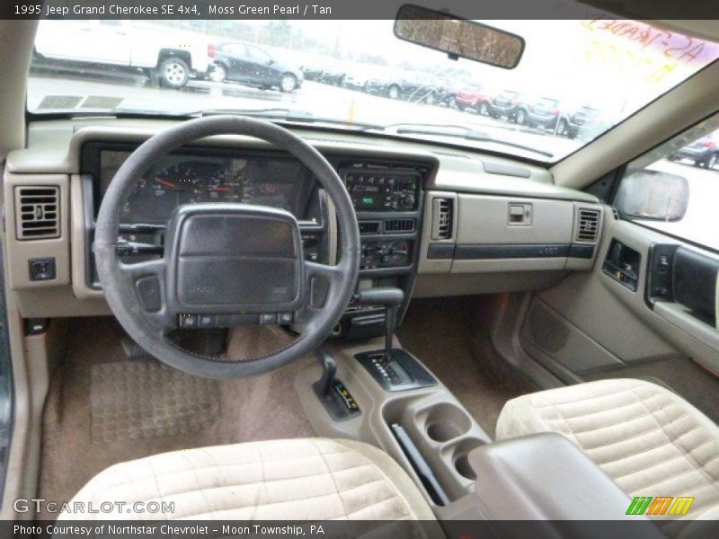 Moss Green Pearl / Tan 1995 Jeep Grand Cherokee SE 4x4