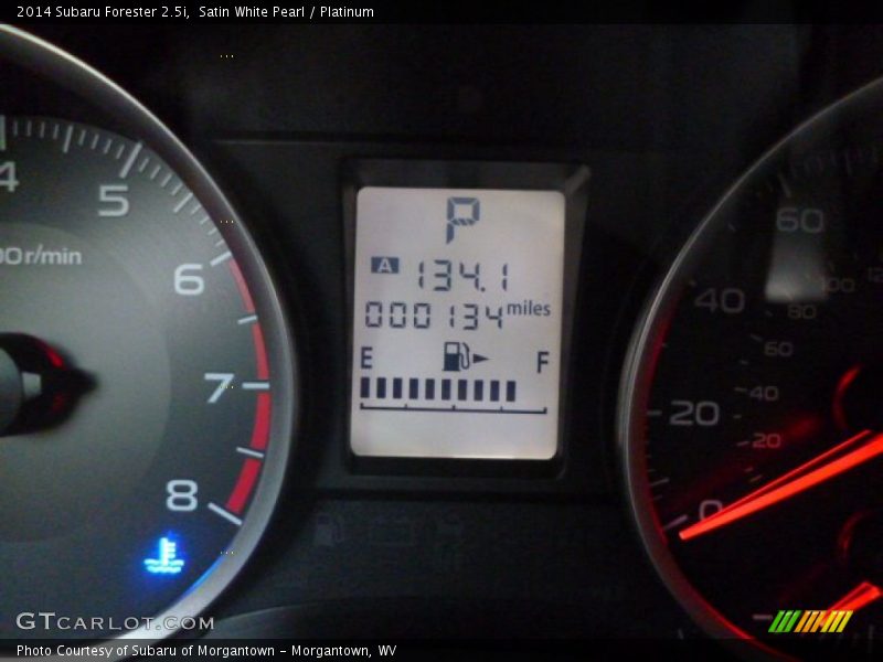 Satin White Pearl / Platinum 2014 Subaru Forester 2.5i