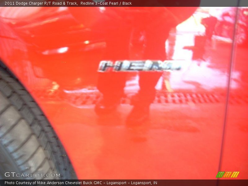 Redline 3-Coat Pearl / Black 2011 Dodge Charger R/T Road & Track