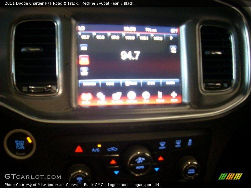 Redline 3-Coat Pearl / Black 2011 Dodge Charger R/T Road & Track
