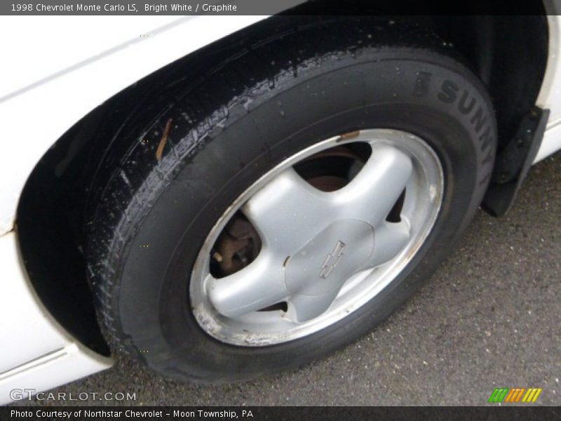 Bright White / Graphite 1998 Chevrolet Monte Carlo LS