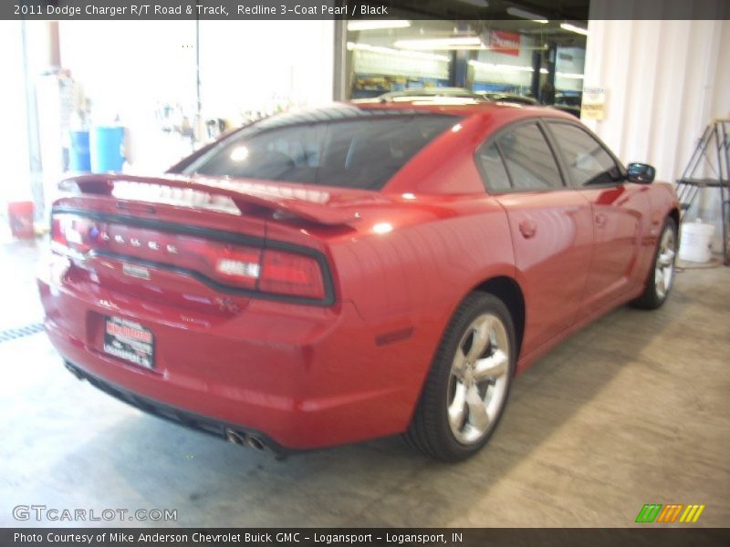 Redline 3-Coat Pearl / Black 2011 Dodge Charger R/T Road & Track