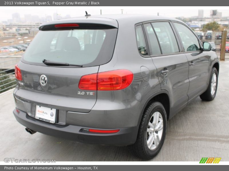 Pepper Gray Metallic / Black 2013 Volkswagen Tiguan S