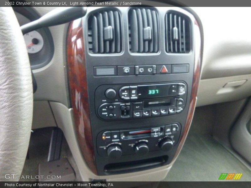 Light Almond Pearl Metallic / Sandstone 2002 Chrysler Town & Country LX