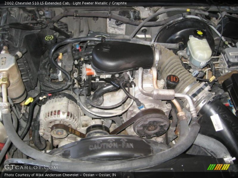 Light Pewter Metallic / Graphite 2002 Chevrolet S10 LS Extended Cab