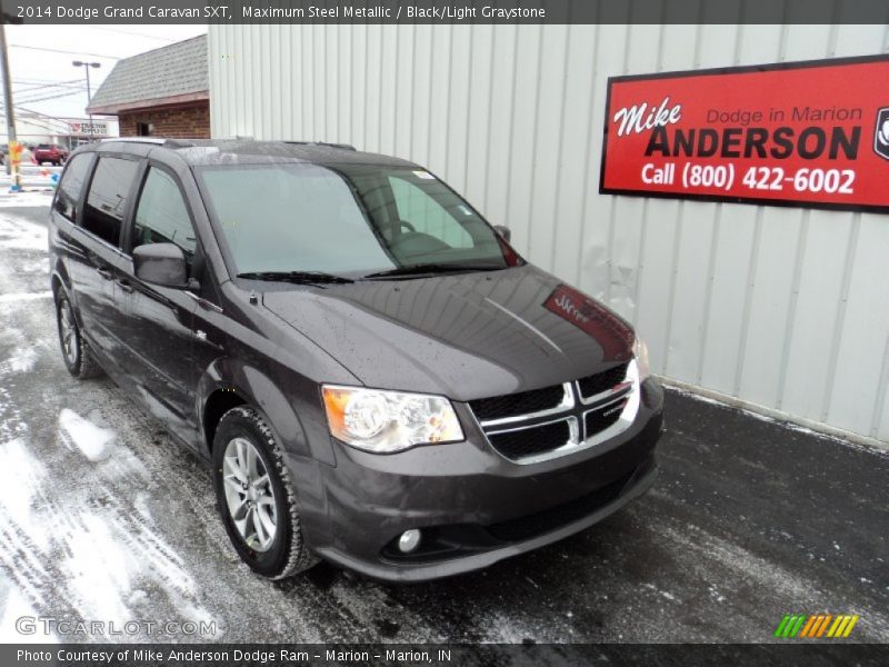 Maximum Steel Metallic / Black/Light Graystone 2014 Dodge Grand Caravan SXT