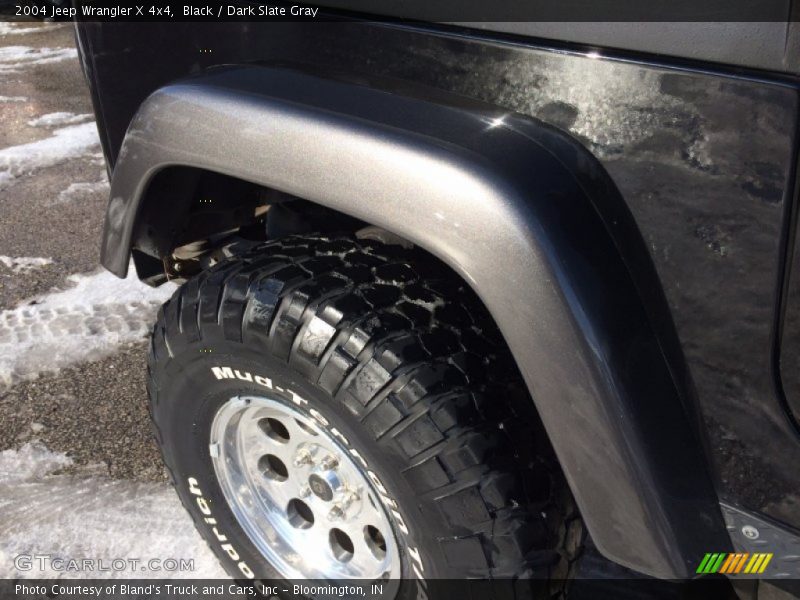 Black / Dark Slate Gray 2004 Jeep Wrangler X 4x4